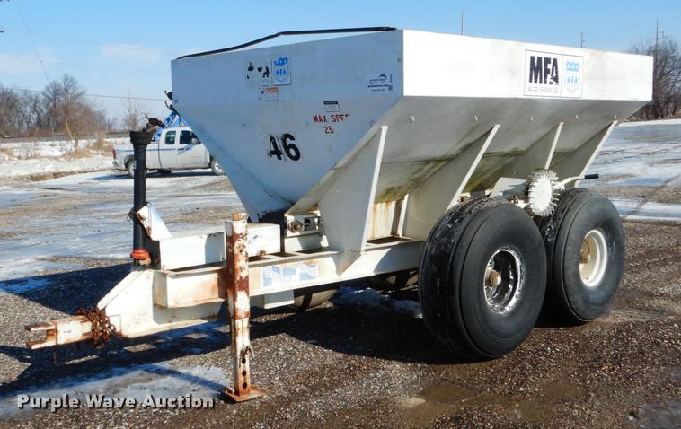 image for item DE5992 Spreader