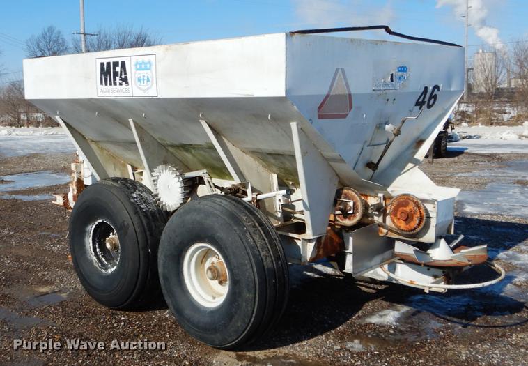 image for item DE5992 Spreader