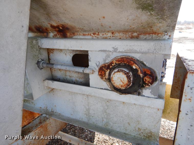 image for item DE5992 Spreader