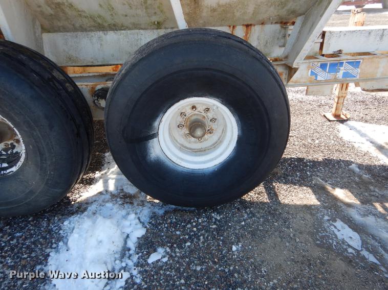 image for item DE5992 Spreader