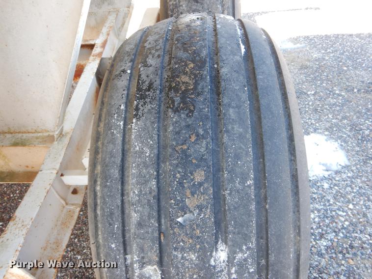 image for item DE5992 Spreader