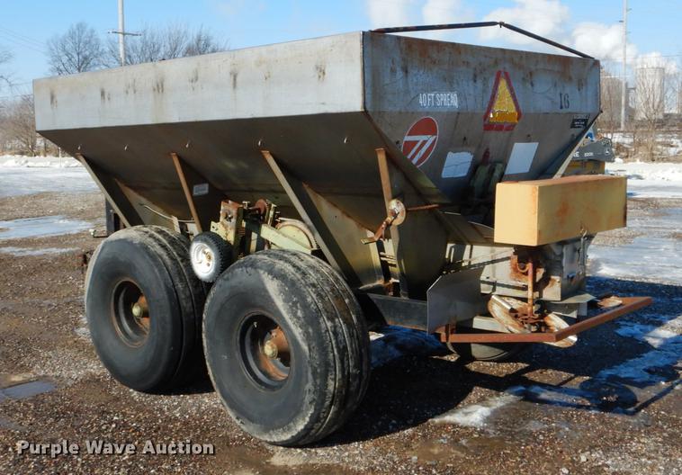 image for item DE5993 Spreader