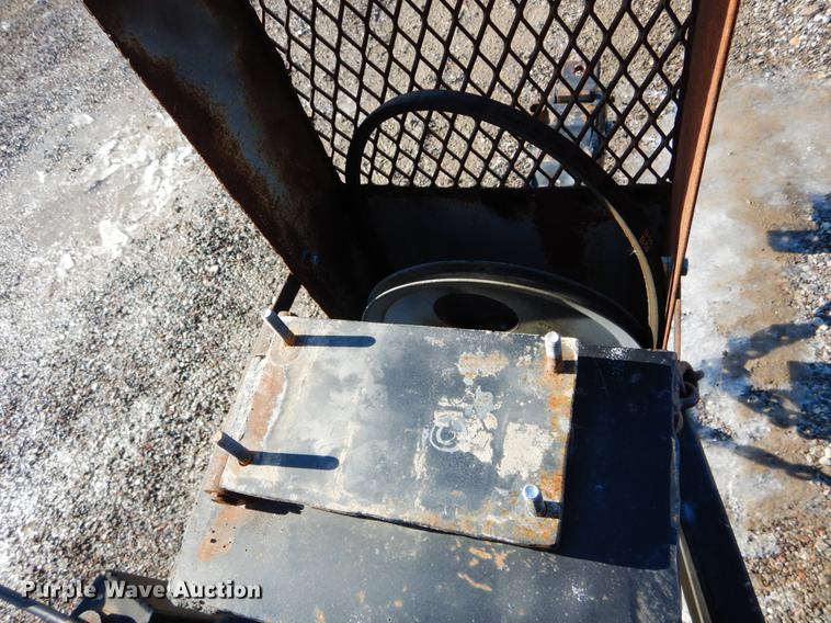 image for item DE5993 Spreader