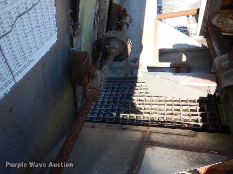 image for item DE5993 Spreader