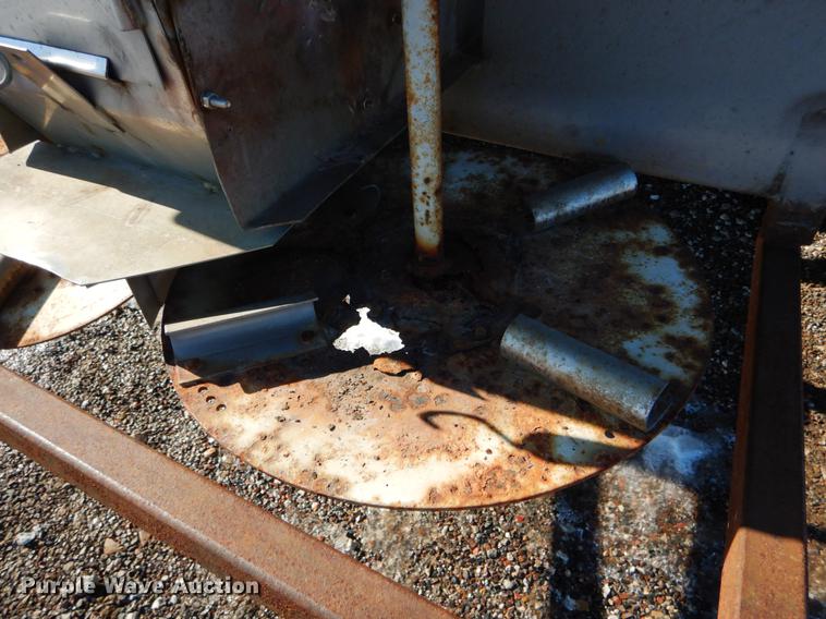 image for item DE5993 Spreader