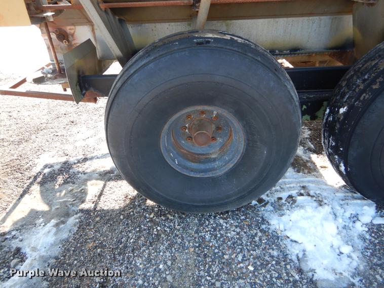 image for item DE5993 Spreader