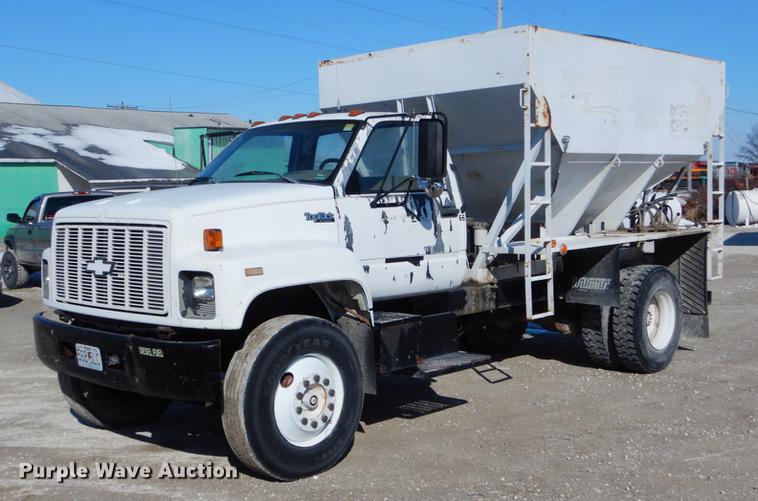 image for item DE5998 1990 GMC TopKick tender truck