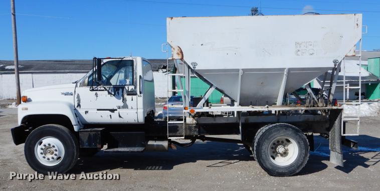 image for item DE5998 1990 GMC TopKick tender truck