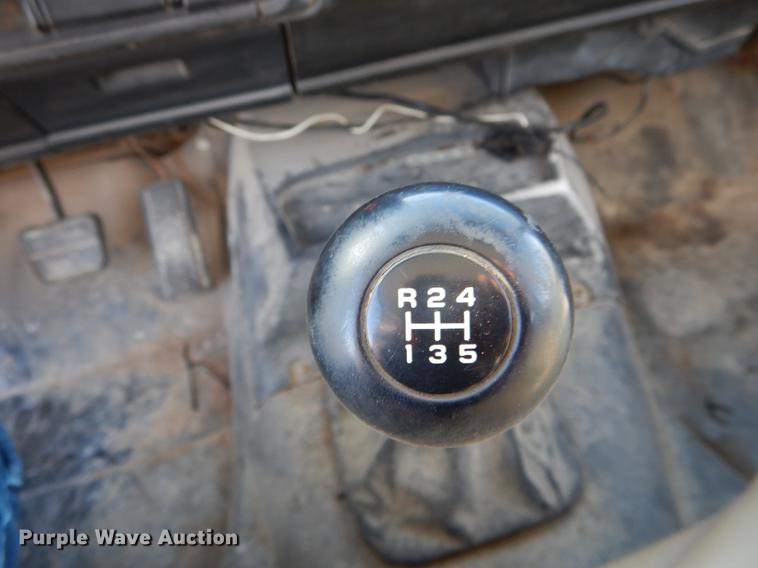 image for item DE5998 1990 GMC TopKick tender truck