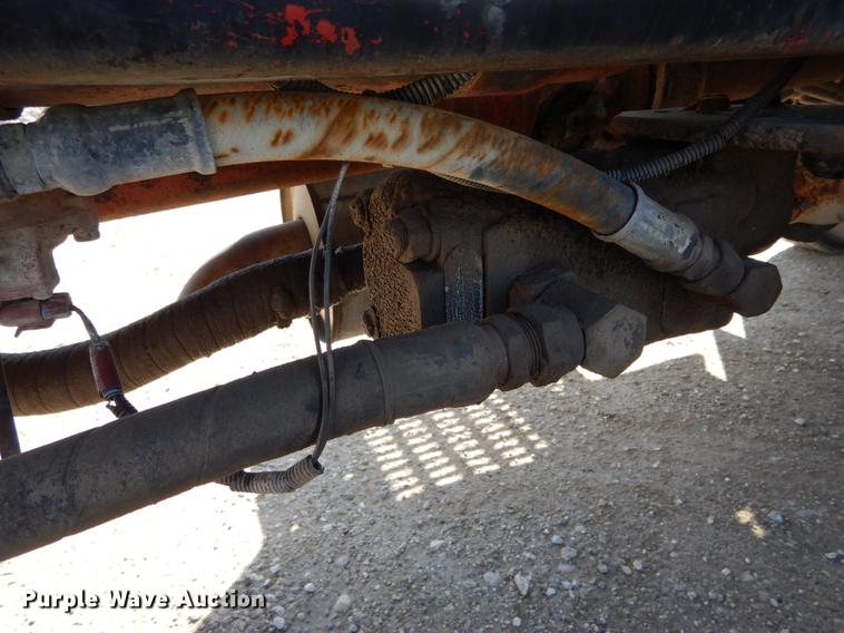 image for item DE5998 1990 GMC TopKick tender truck