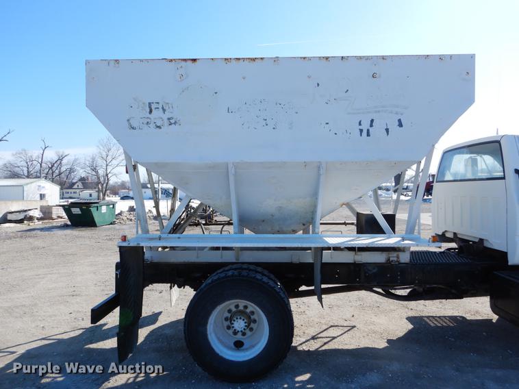 image for item DE5998 1990 GMC TopKick tender truck