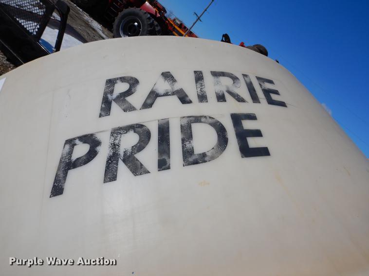 image for item DE5999 Prairie Pride poly tank