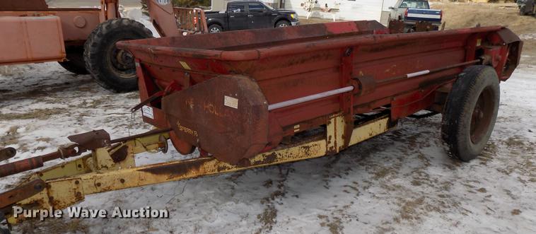 image for item DE7564 New Holland 518 manure spreader
