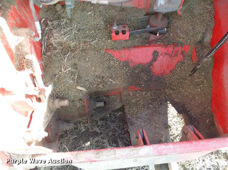 image for item DF2939 2015 AGCO Razor Bar windrower disc head