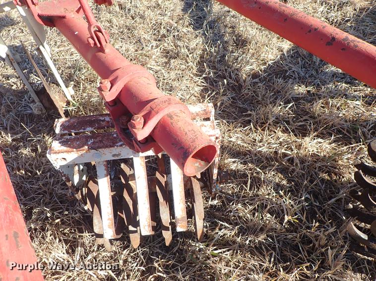 image for item EM9480 Row crop cultivator