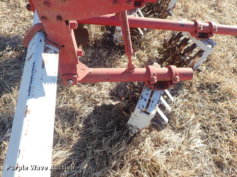 image for item EM9480 Row crop cultivator