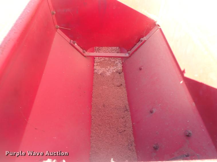 image for item EM9481 International grain drill