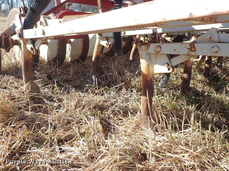 image for item EM9481 International grain drill