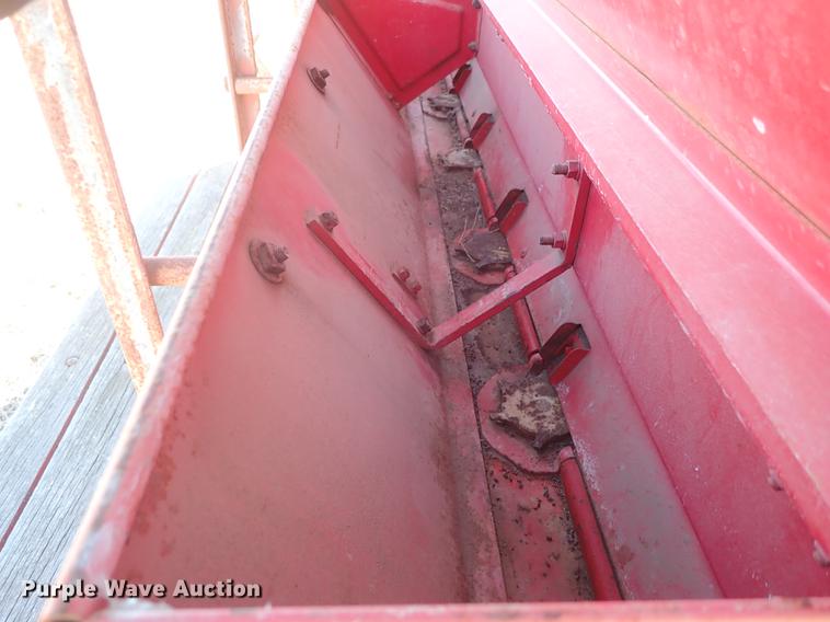 image for item EM9484 International 150 grain drill