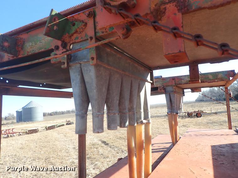 image for item EM9484 International 150 grain drill