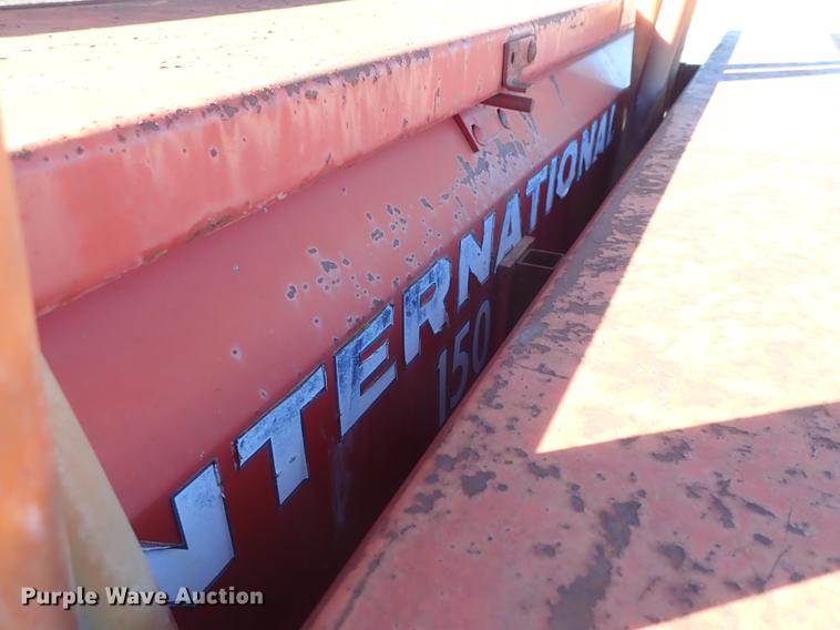 image for item EM9484 International 150 grain drill