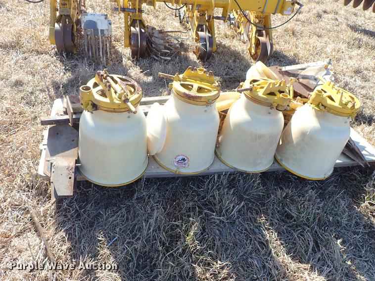 image for item EM9489 Buffalo planter