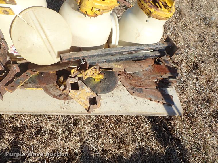 image for item EM9489 Buffalo planter