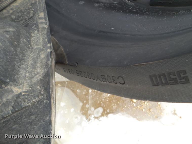 image for item EW9889 (2) Camso Extreme rubber tracks