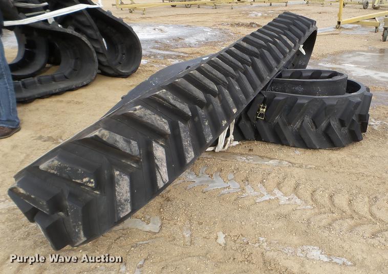 image for item EW9891 (2) Camso Extreme rubber tracks