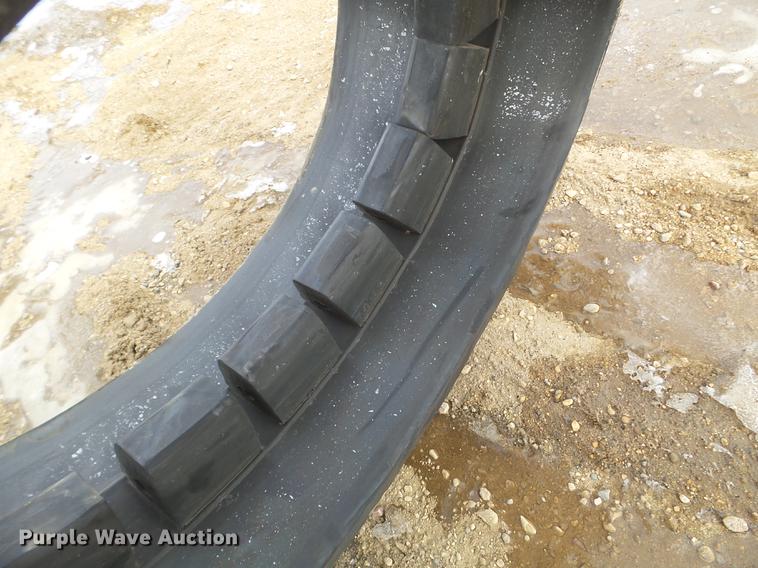 image for item EW9891 (2) Camso Extreme rubber tracks