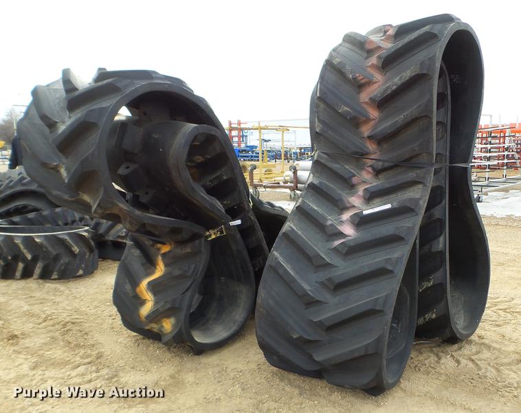 image for item EW9892 (2) Camso Extreme rubber tracks