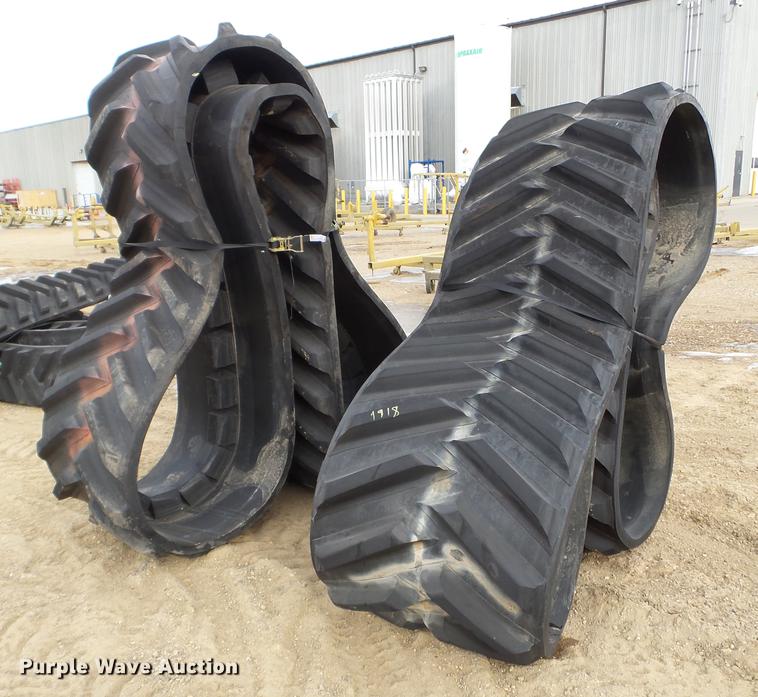 image for item EW9892 (2) Camso Extreme rubber tracks