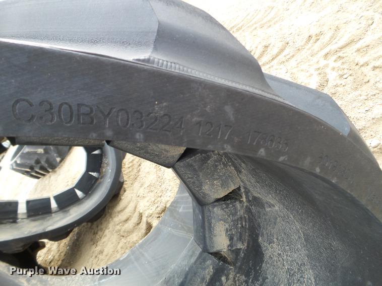 image for item EW9892 (2) Camso Extreme rubber tracks