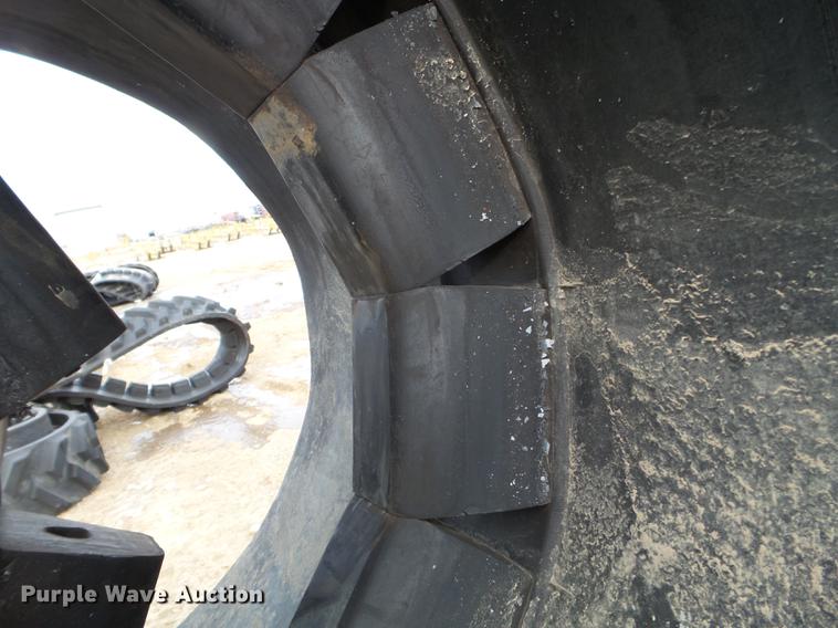 image for item EW9892 (2) Camso Extreme rubber tracks