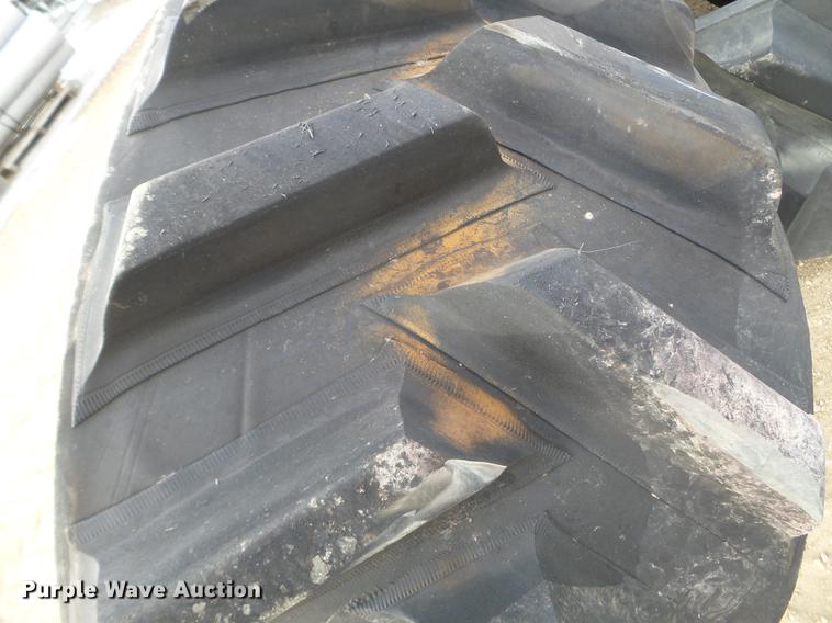 image for item EW9893 (2) Camso General rubber tracks