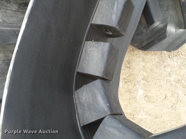 image for item EW9893 (2) Camso General rubber tracks