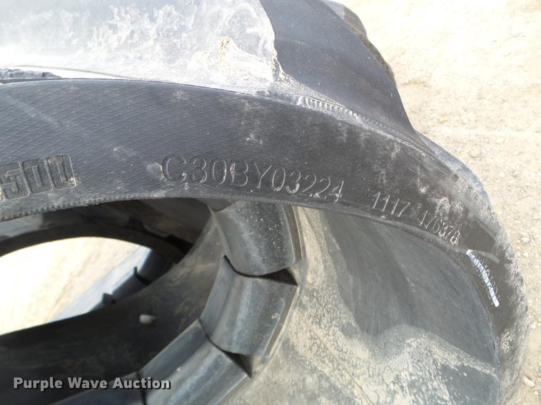 image for item EW9895 (2) Camso Extreme rubber tracks