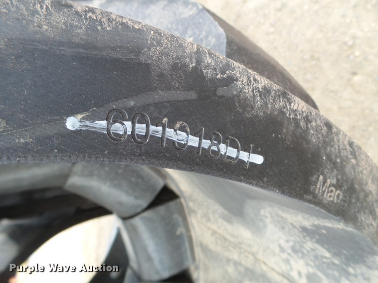 image for item EW9895 (2) Camso Extreme rubber tracks