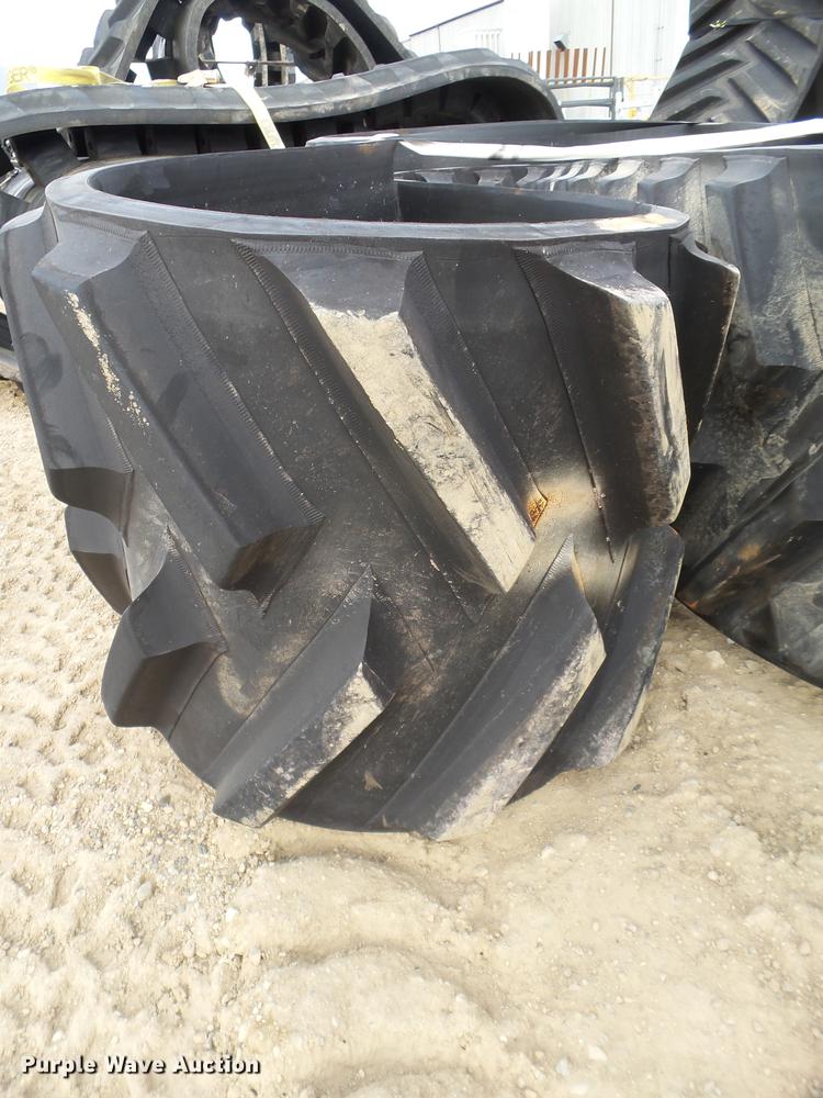 image for item EW9896 (2) Camso Extreme rubber tracks