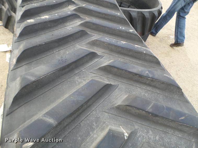 image for item EW9898 (2) Camso Extreme rubber tracks