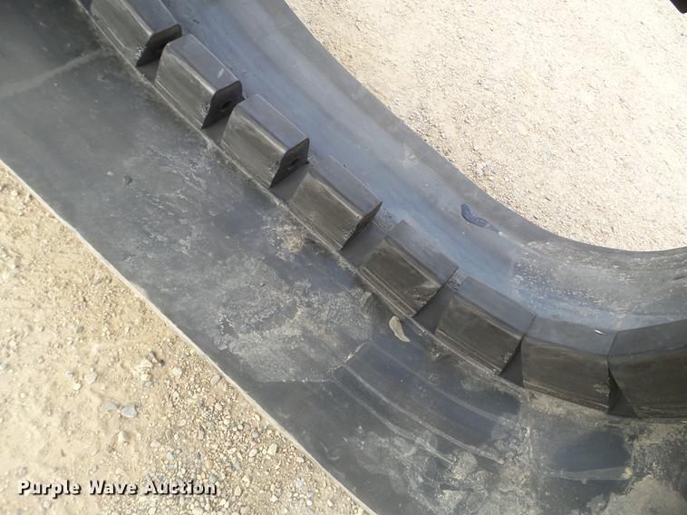 image for item EW9898 (2) Camso Extreme rubber tracks