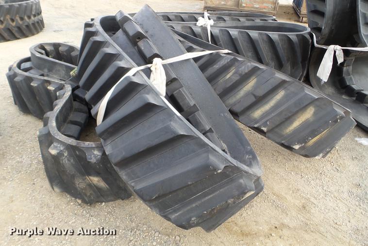 image for item EW9899 (2) Camso Extreme rubber tracks