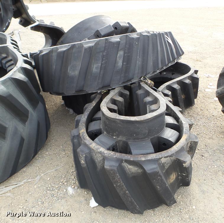 image for item EW9899 (2) Camso Extreme rubber tracks