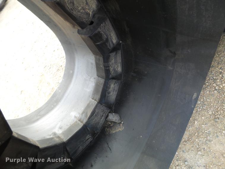 image for item EW9903 (2) Camso Extreme rubber tracks