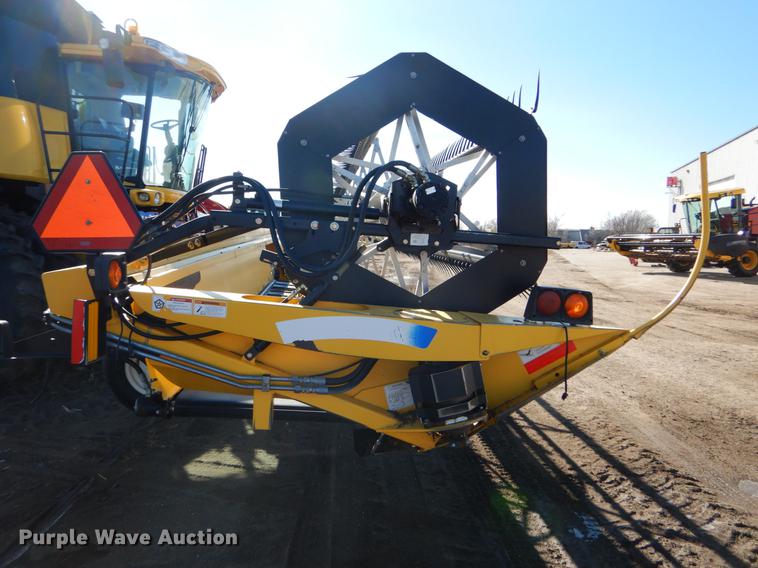 image for item FH9010 2007 New Holland 94C rigid draper head