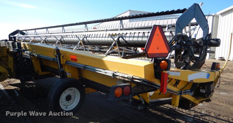 image for item FH9010 2007 New Holland 94C rigid draper head