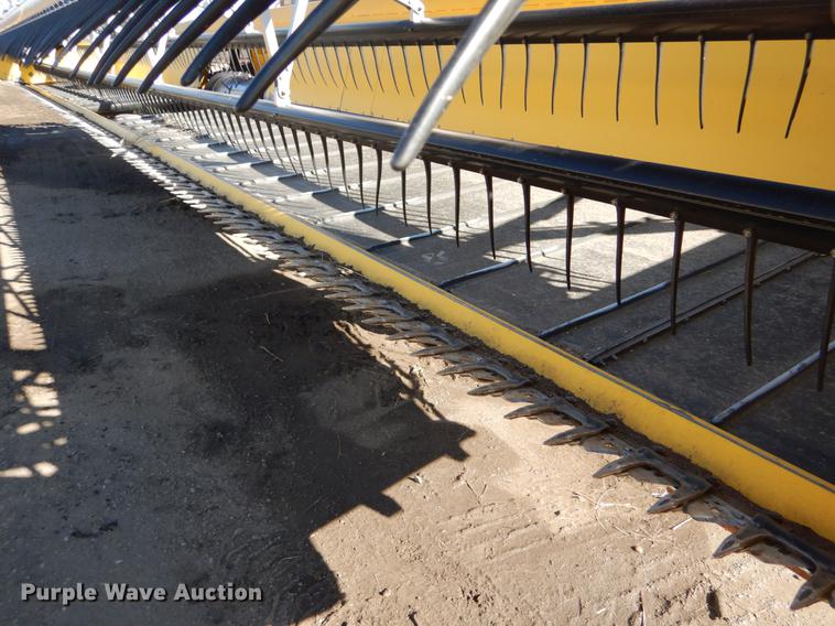 image for item FH9010 2007 New Holland 94C rigid draper head