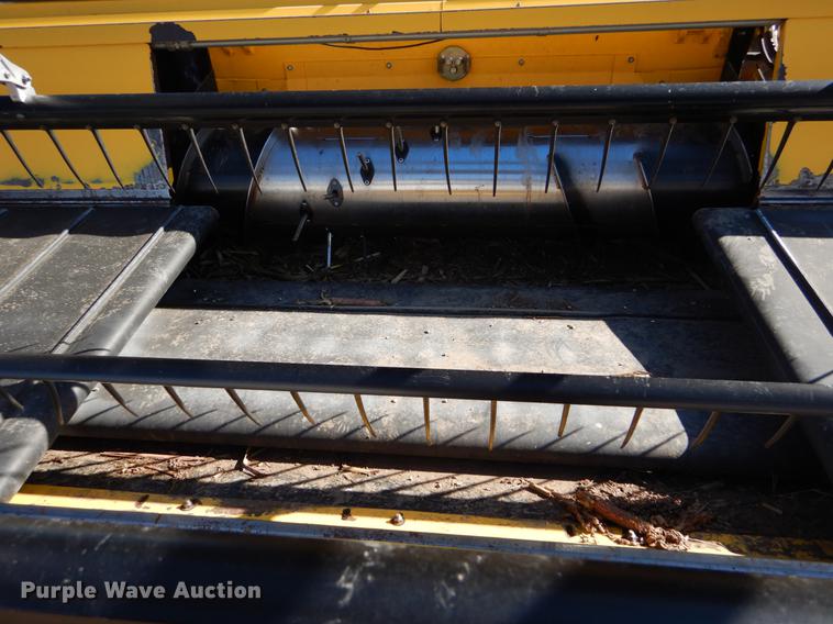 image for item FH9010 2007 New Holland 94C rigid draper head