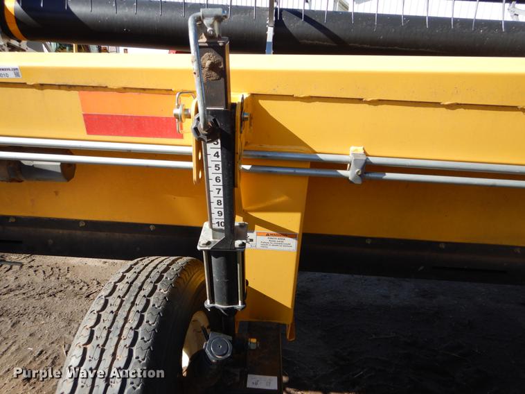 image for item FH9010 2007 New Holland 94C rigid draper head