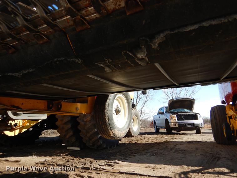 image for item FH9010 2007 New Holland 94C rigid draper head